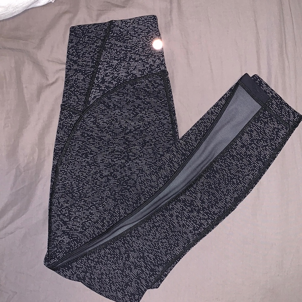 Lululemon Leggings with Mesh Detailing on Sides